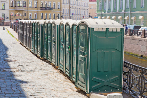 luxury portable bathroom rentals|